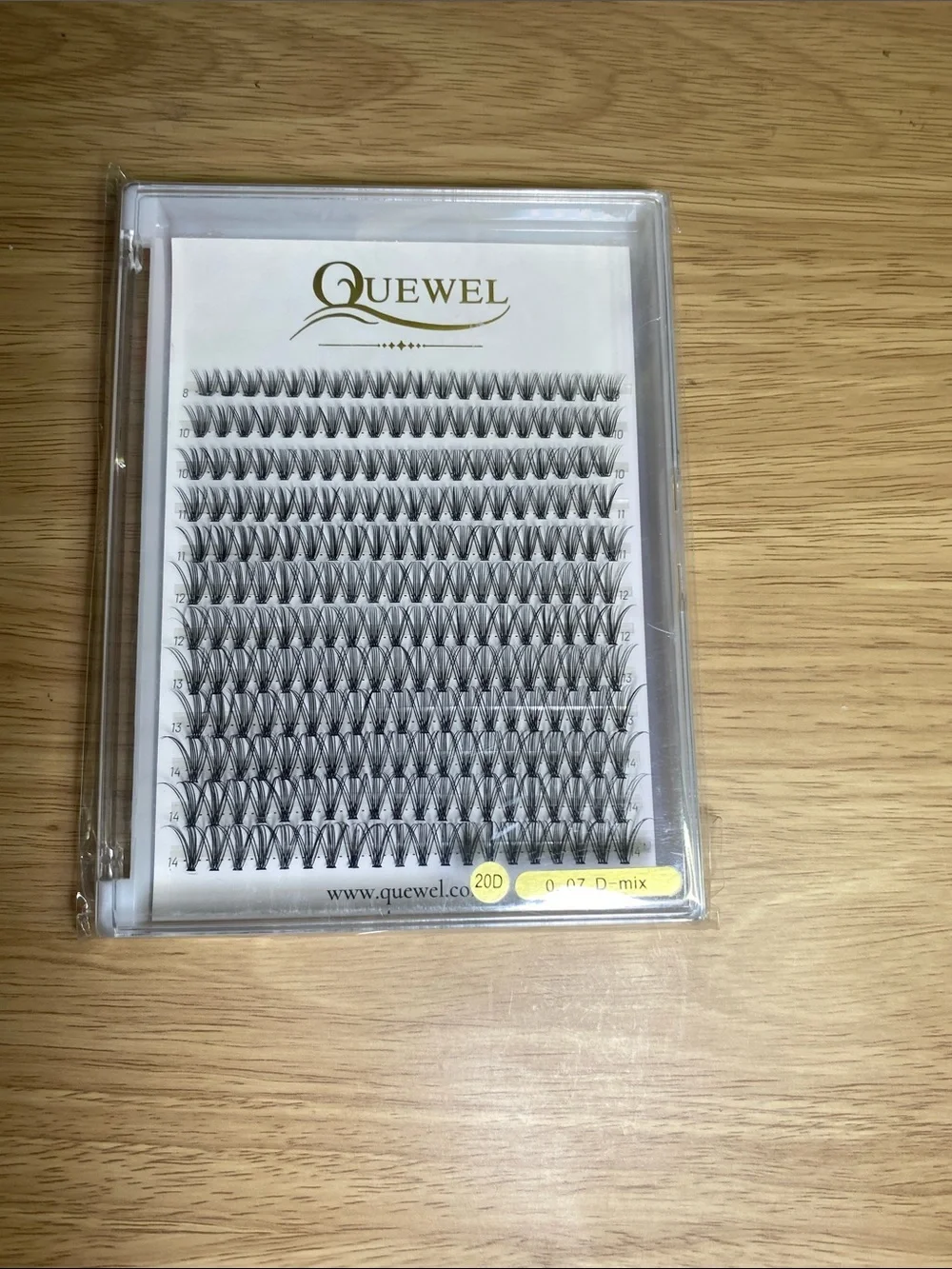 Quewel Individual Lash Clusters - Black